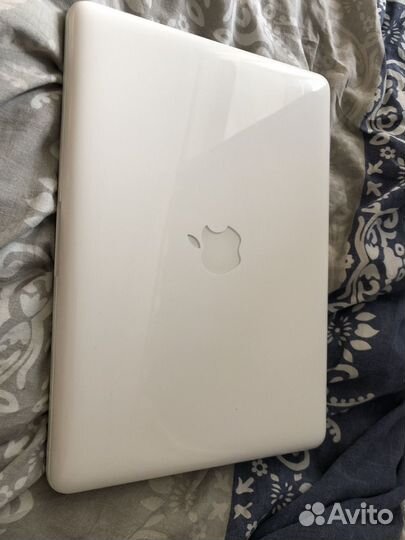 Apple MacBook 2009