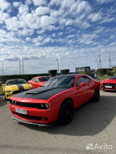 Аренда автомобиля Dodge Challenger