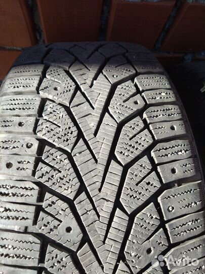 Gislaved Nord Frost II 225/50 R17