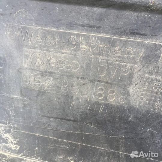 Молдинг задней правой двери Фольксваген Пассат Б3