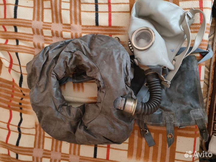 Противогаз ип-5