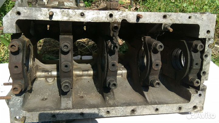 Блок мотора Волга. УАЗ