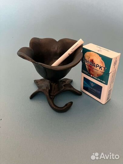 Каслинское литьё. Пепельница Тюльпан