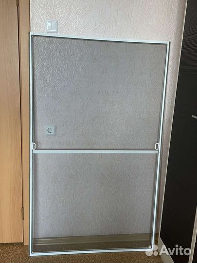 Москитная сетка в отличном состоянии