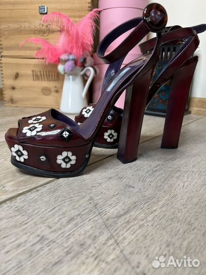 Босоножки Prada 40 размер