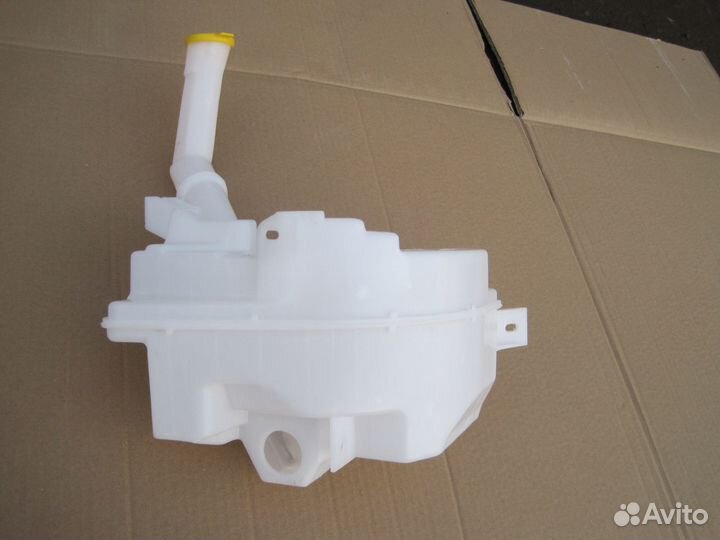 Бачок омывателя лоб стекла Аналог Mazda 3 BK 04-08