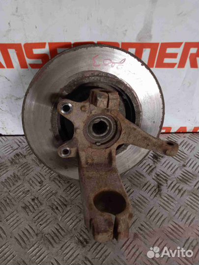 Кулак передний левый Форд Мондео 3