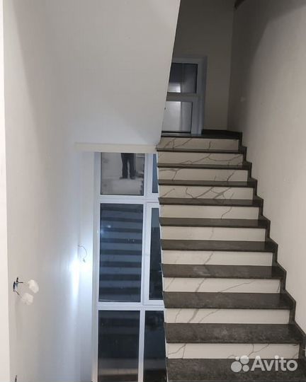 Лестница из кварца под ключ