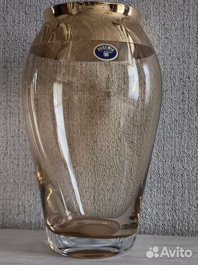 Вазы из цветного стекла и хрусталя.СССР