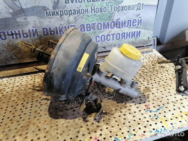 Вакуумник тормозной Nissan Almera