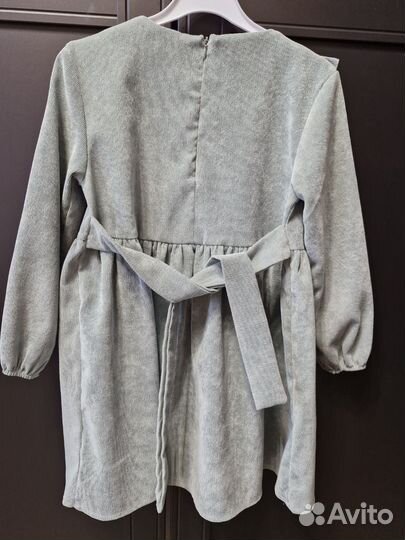 Платье детское 110-116 вельвет зеленое