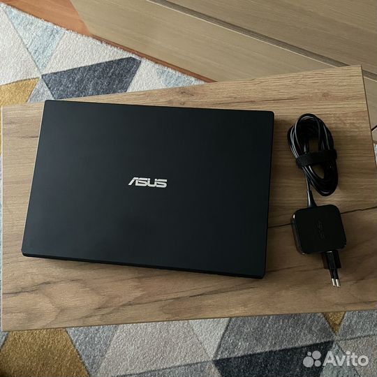 Ноутбук Asus E210M черный