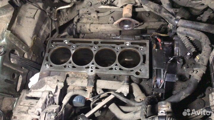 Двигатель K4M Renult