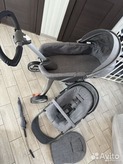 Коляска stokke