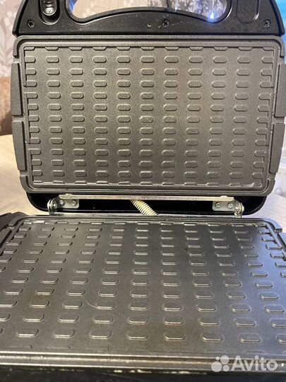 Электрическая вафельница