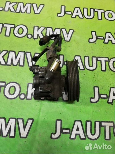 Насос гур Toyota Avensis 2