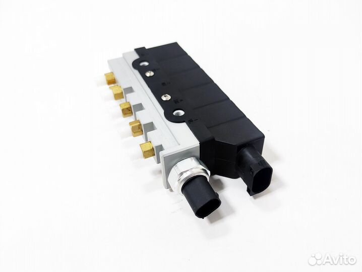 Блок клапанов пневмы Mercedes S-class W220 S320