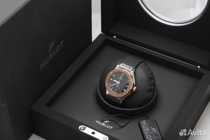 Hublot Classic Fusion Automatic 38 mm Gold Bezel