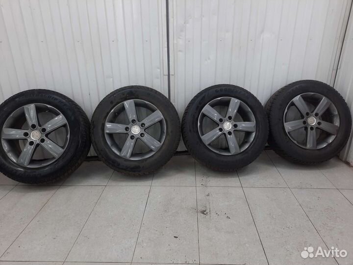 Комплект зимних колёс good year 195/65 R15