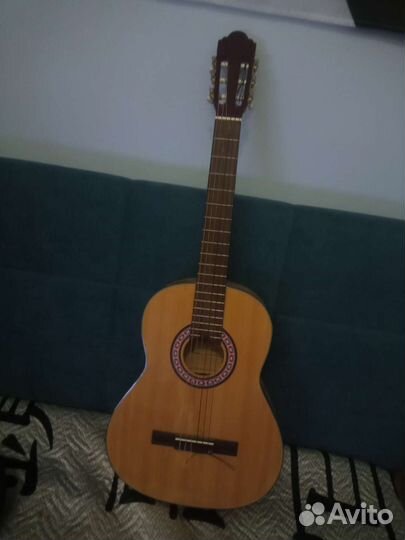 Гитара Colombo