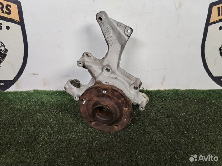 Кулак поворотный задний левый Audi Q3 8UB cczc