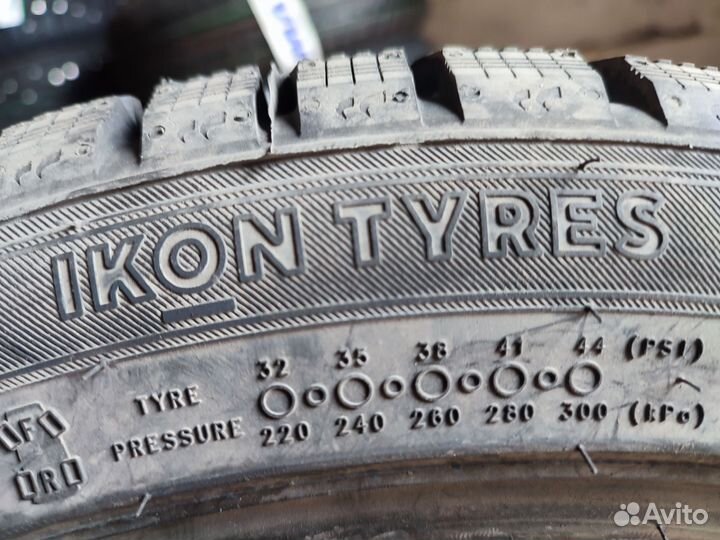 Ikon Tyres Nordman 7 215/45 R17