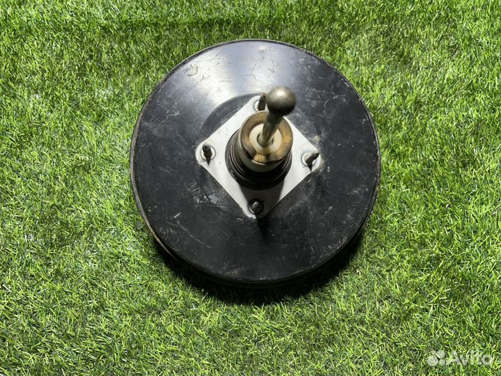 Вакуумный усилитель тормозов Volkswagen Polo