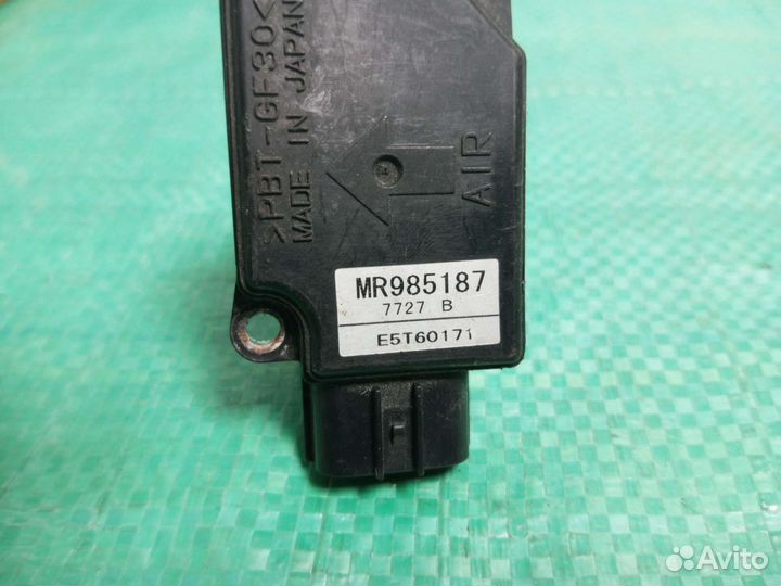 Датчик расхода Mitsubishi Outlander CW5W MR985187