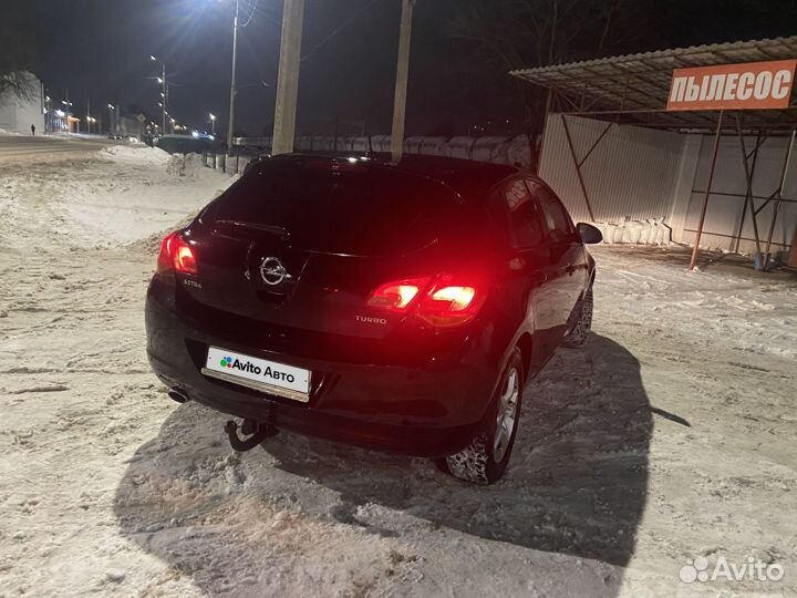 Opel Astra 1.4 МТ, 2011, 204 000 км