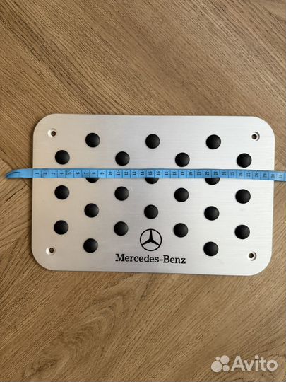 Накладка на коврик Mercedes-Benz