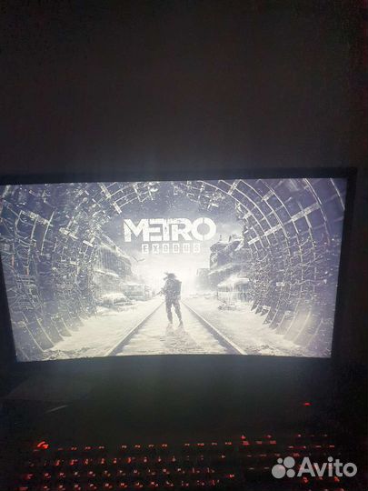 Монитор samsung CF390 изогнутый. 24 дюйма