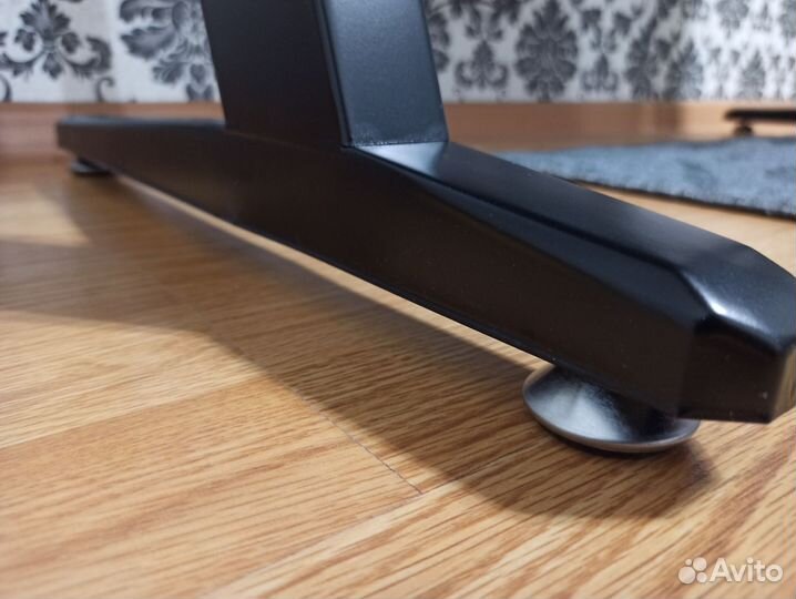 Компьютерные столы с RGB-подсветкой новые