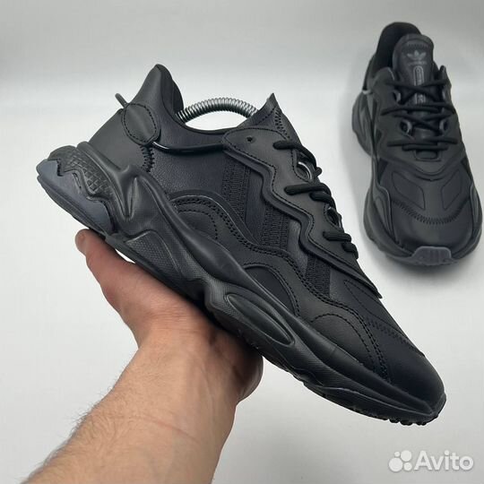 Кроссовки Adidas Ozweego