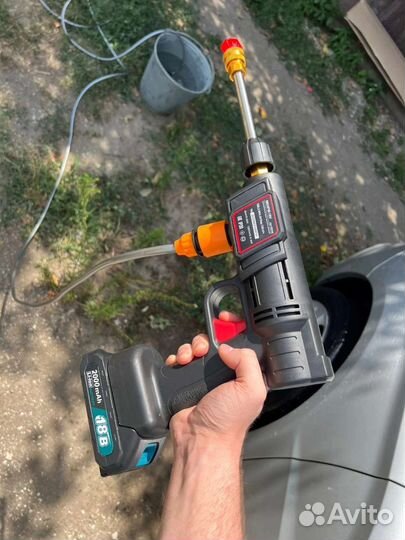 Аккумуляторная мойка высокого давления