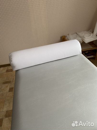 Массажная кушетка складная с отверстием