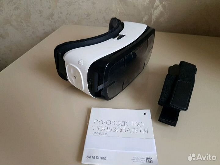 Очки виртуальной реальности samsung GearVR SM-R322