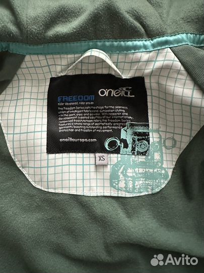 Куртка горнолыжная женская Oneill