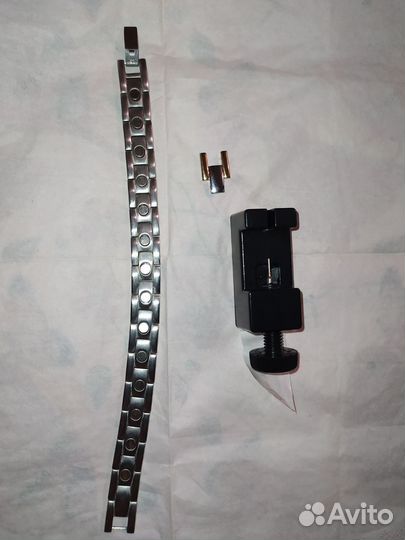 Магнитный браслет