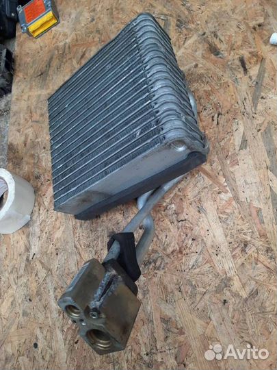 Радиатор кондиционера Volkswagen Bora 2001