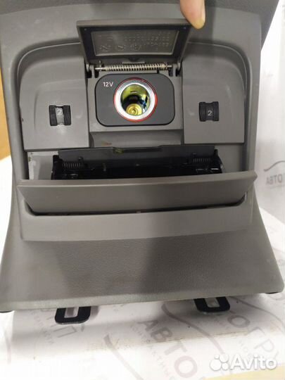 Центральная консоль Audi Q5 1 8R cglb 2 2012