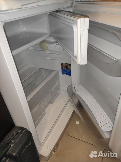 Холодильник Indesit tt 85.001