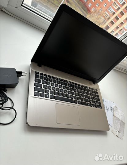 Ноутбук asus X541S