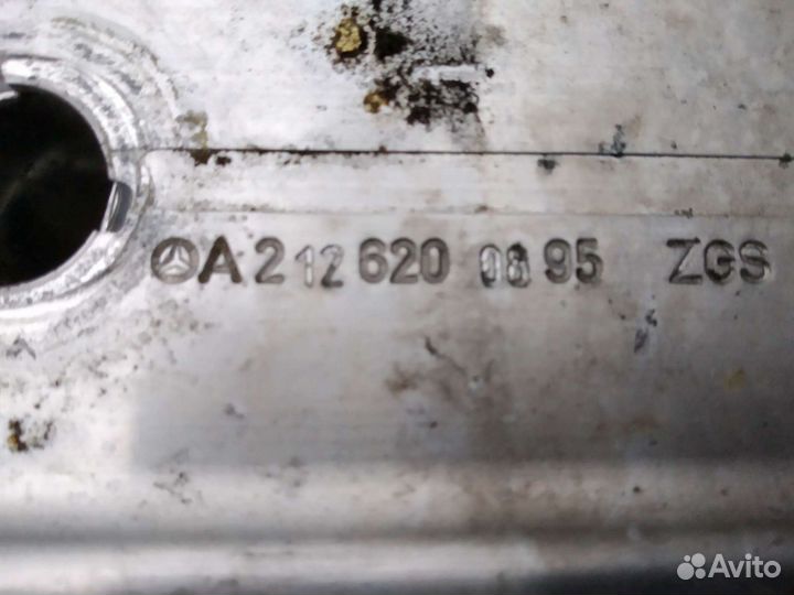 Mersedes E W212 Кронштейн усилителя переднего прав