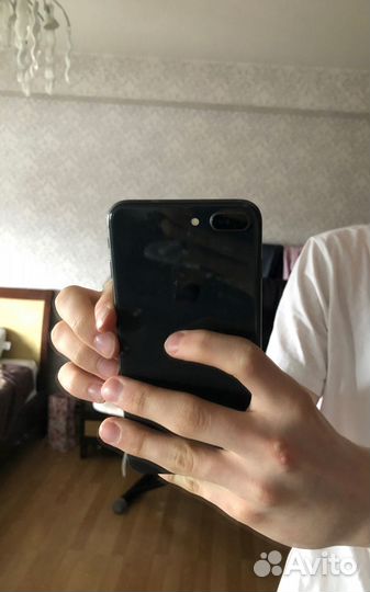 iPhone 8 Plus, 64 ГБ