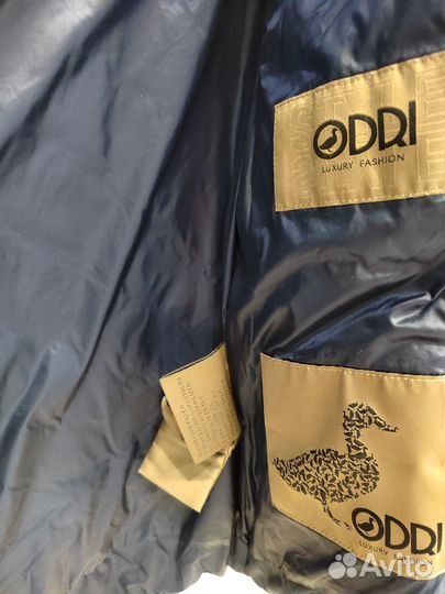 Курточка для девочки весна