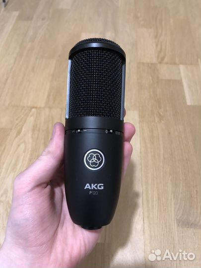 Микрофон akg p120