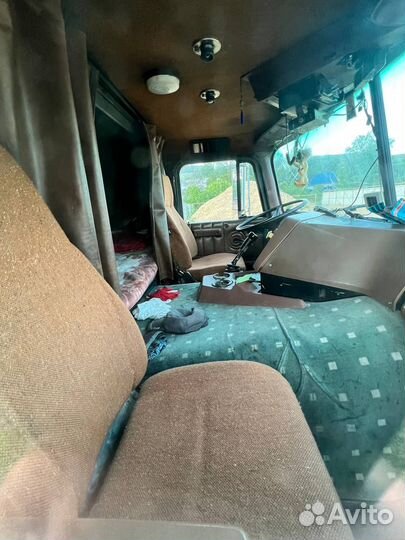 International 9700, 1992