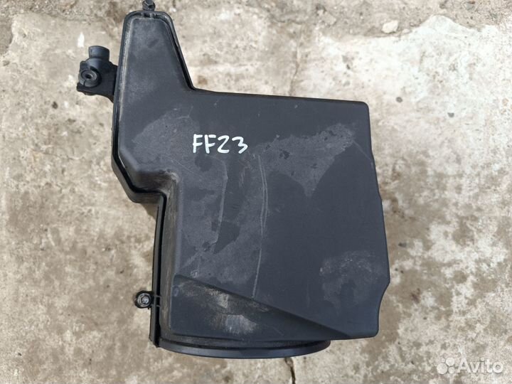 Корпус воздушного фильтра Ford Focus 2