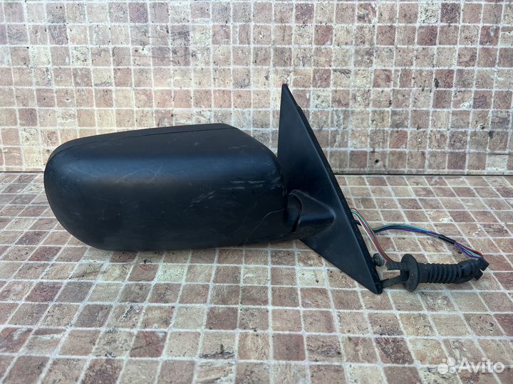 Зеркало правое на BMW e39
