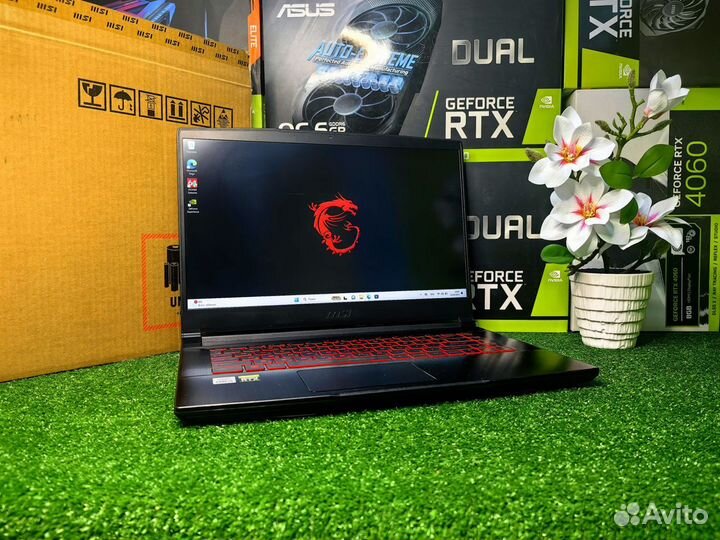 Ноутбук MSI i5-12450H 8 ядер / RTX 2050 4 Gb